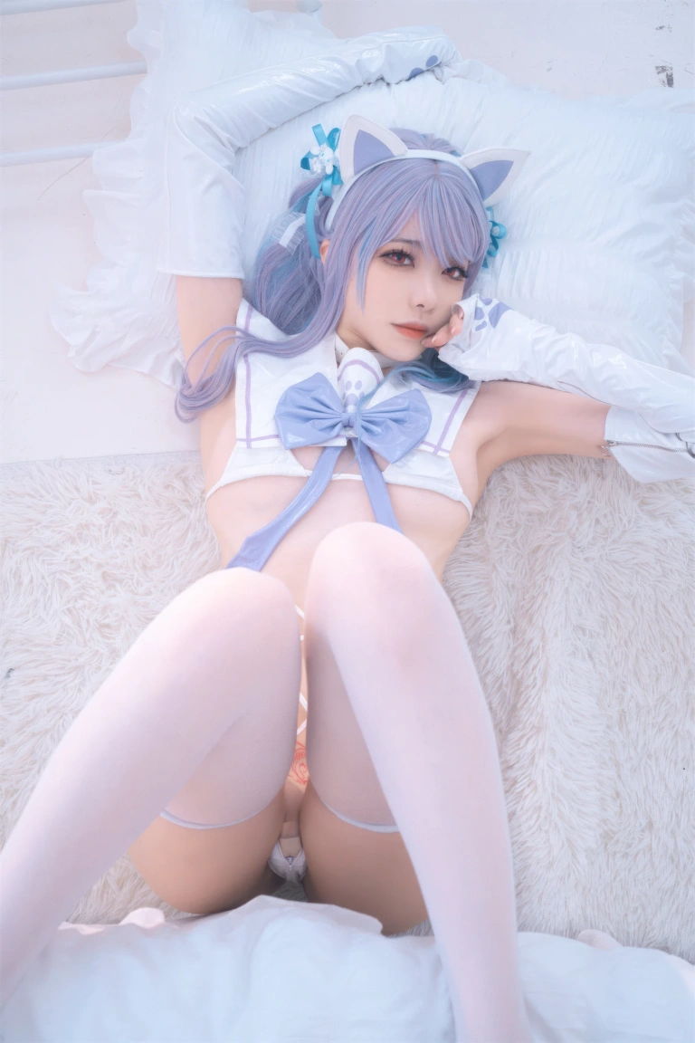 《白猫猫》｜安食Ajiki · 51张写真