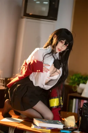 《碧蓝航线 大凤JK》｜安食Ajiki · 40张写真