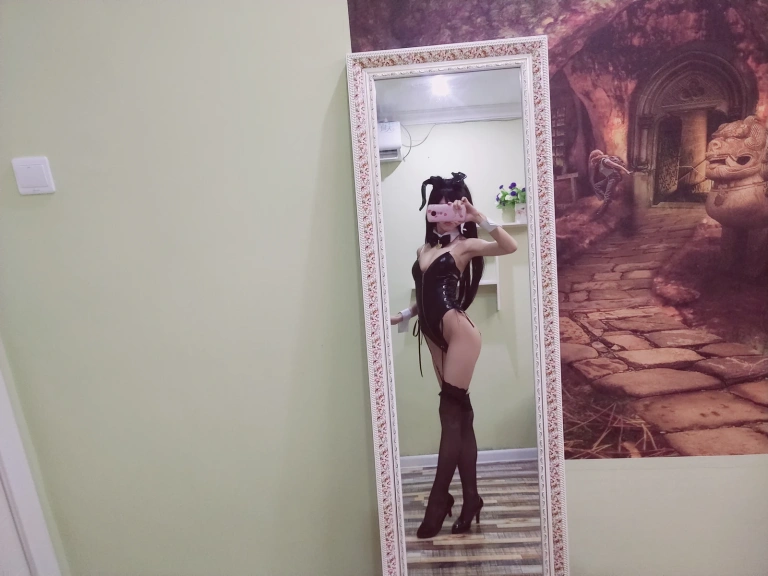 《爱宕 兔女郎 自拍》｜水淼Aqua · 30张写真、1 个视频