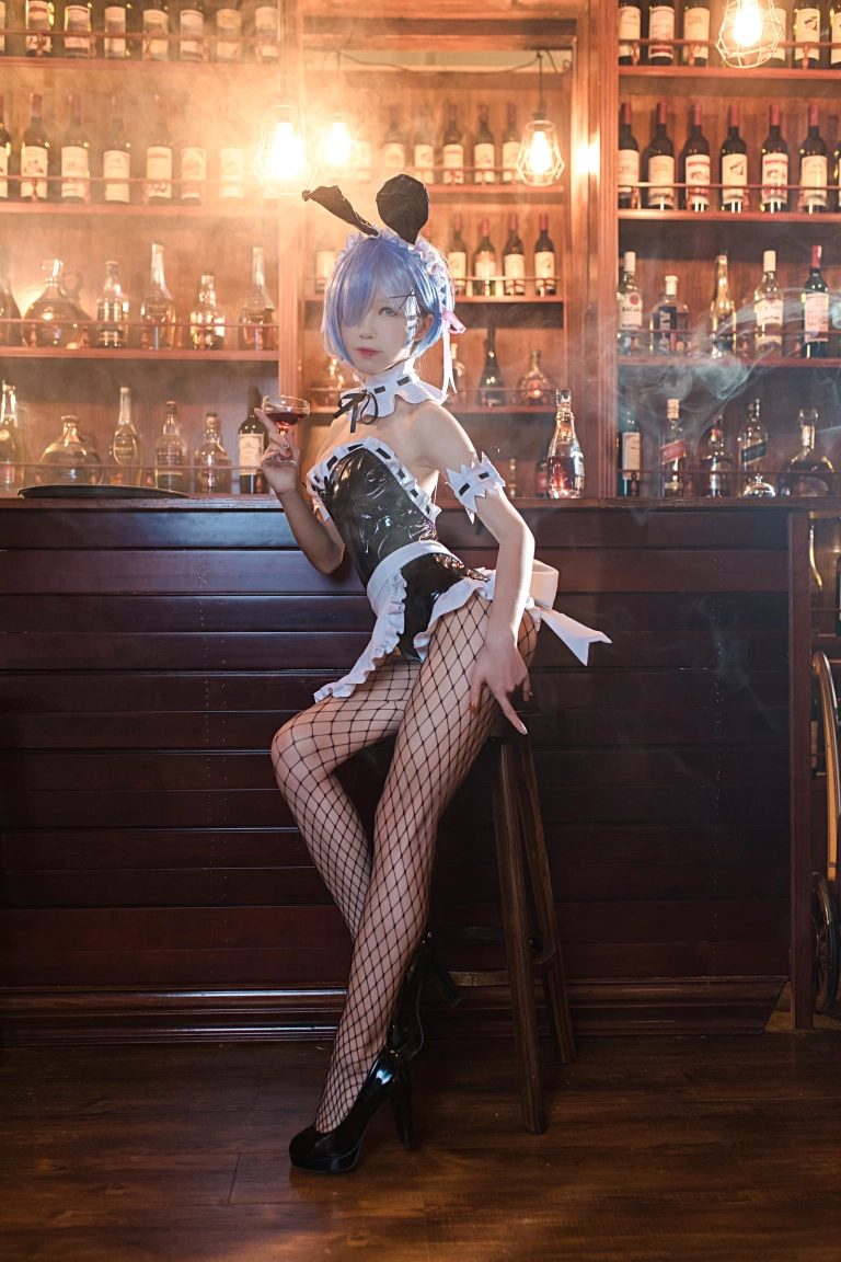 《蕾姆 兔女郎》｜水淼Aqua · 16张写真