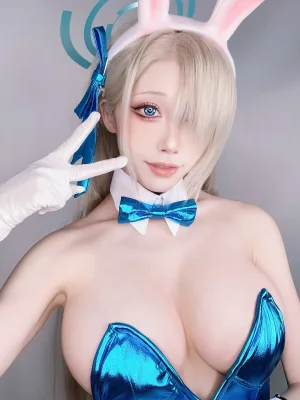 《Fantia 2023年05月会员合集（2期）》｜水淼Aqua · 46张写真