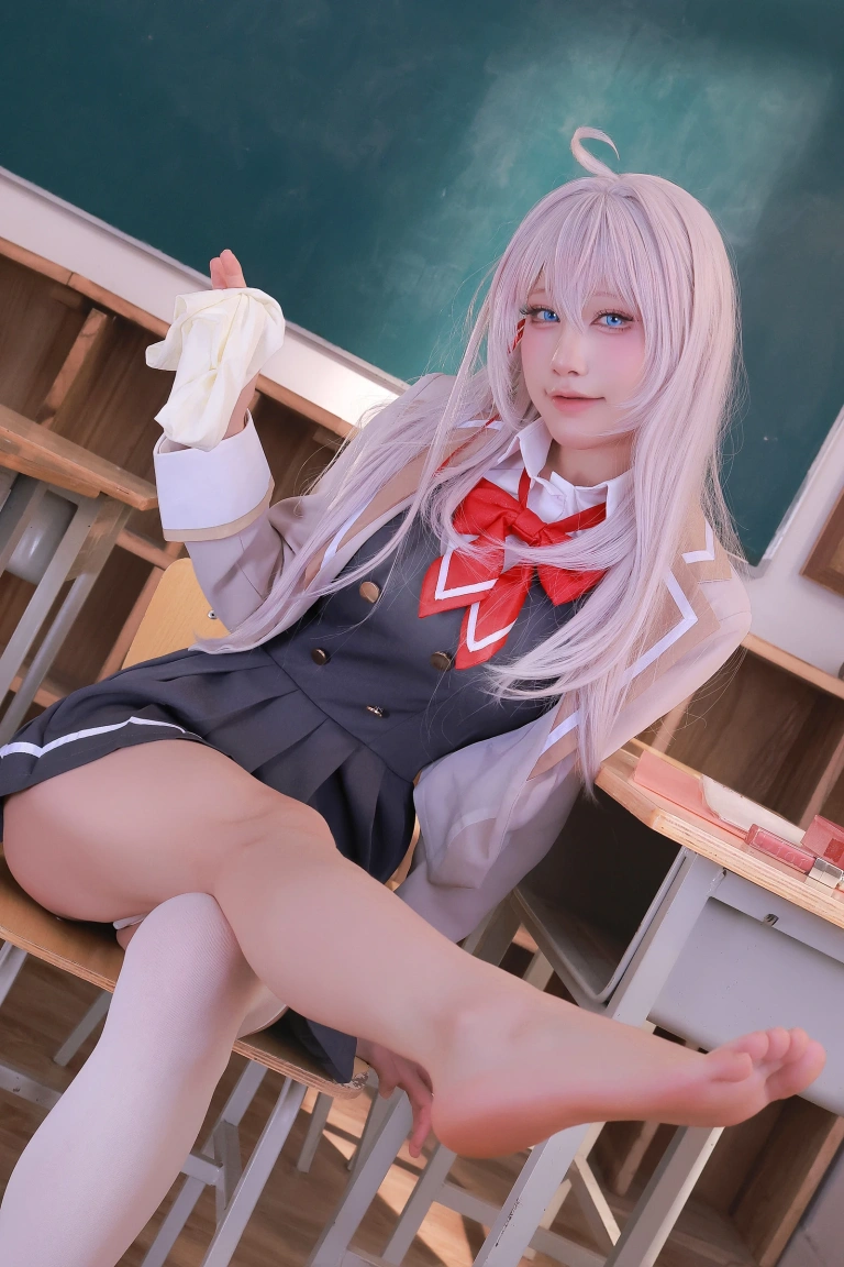 《艾莉同学》｜水淼Aqua · 91张写真
