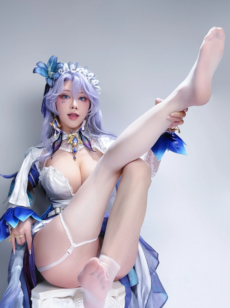 《Fantia 坎特雷拉自拍》｜水淼Aqua · 25张写真