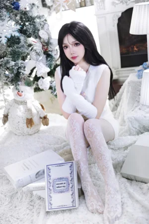 《圣诞节 白雪》｜雪晴Astra · 123张写真、2 个视频