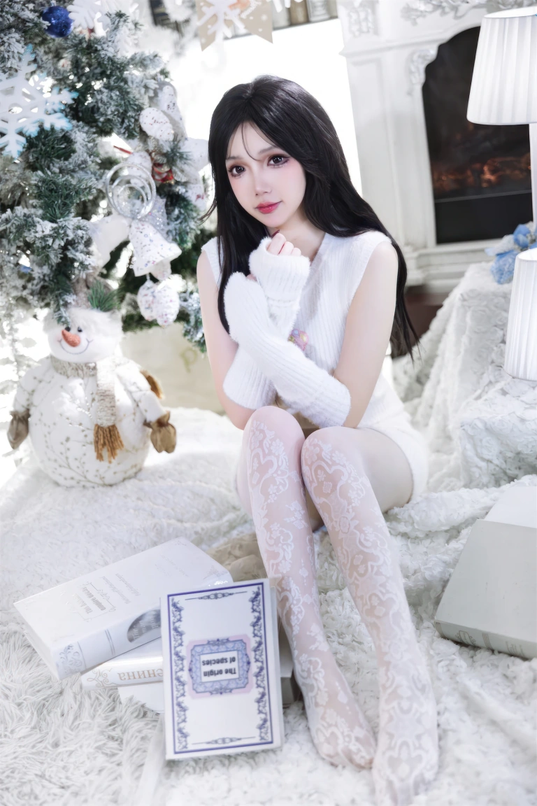 《圣诞节 白雪》｜雪晴Astra · 123张写真、2 个视频