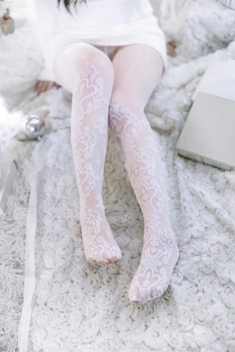 《圣诞节 白雪》｜雪晴Astra · 123张写真、2 个视频