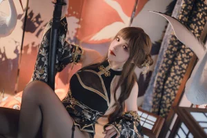 《金枝玉叶》｜雪晴Astra · 82张写真、10 个视频
