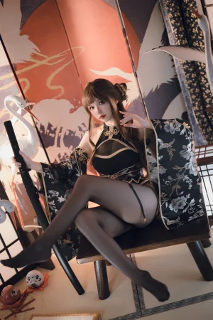 《金枝玉叶》｜雪晴Astra · 82张写真、10 个视频
