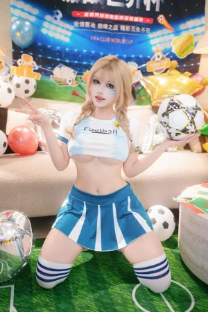 《世界杯之夜》｜鹿八岁baby · 213张写真、1 个视频