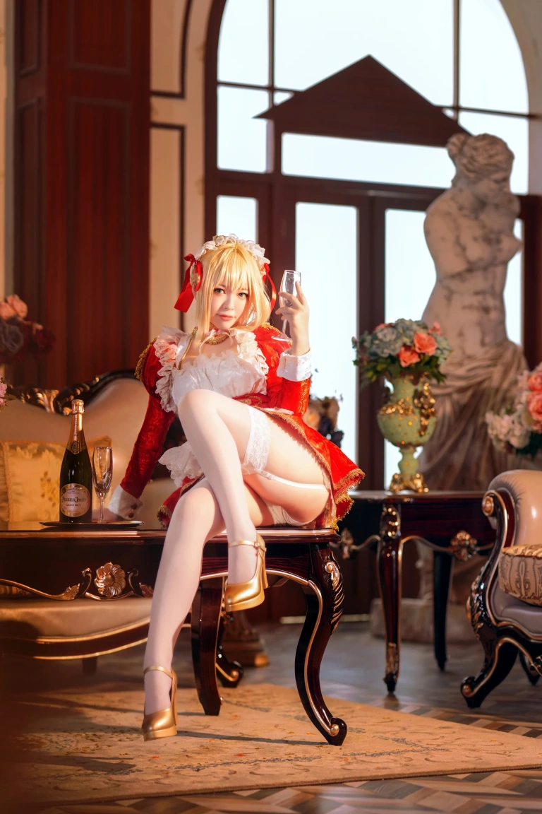 《Claudius Maid ネロ・クラウディウス》｜半半子 BANBANKO · 43张写真