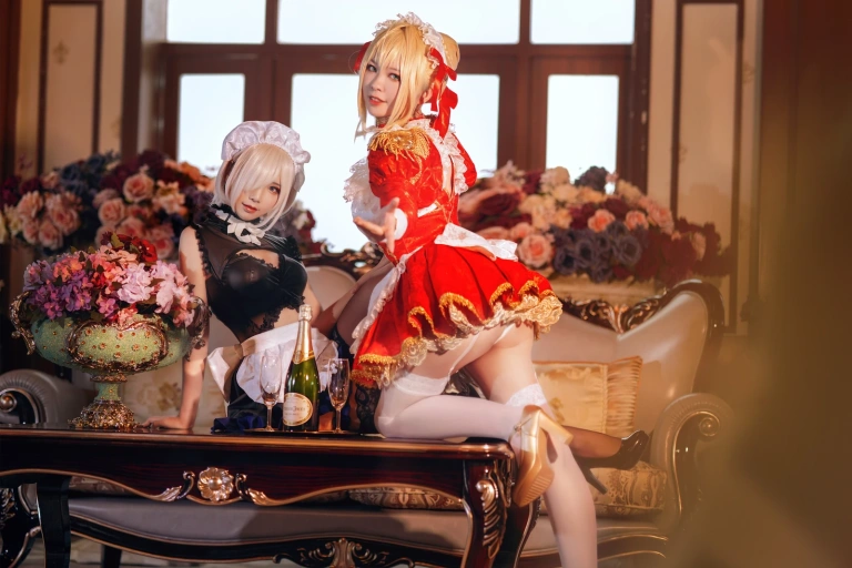 《Claudius x Kyrielight Maid》｜半半子 BANBANKO&面饼仙儿 · 22张写真
