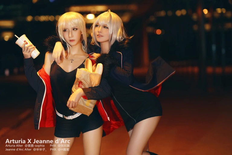 《Full set Upscaled》｜半半子 BANBANKO&索索sophia · 9张写真
