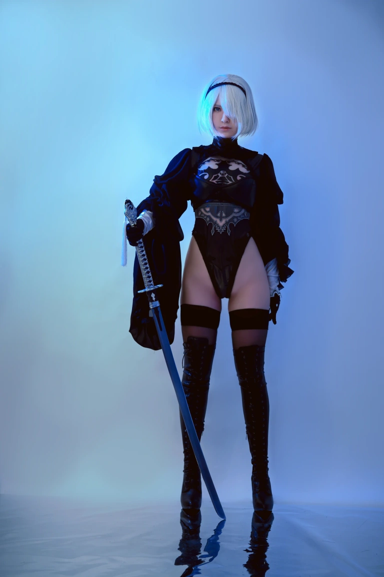 《Nier：2B》｜半半子 BANBANKO · 50张写真