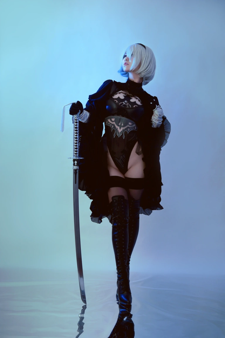 《Nier：2B》｜半半子 BANBANKO · 50张写真