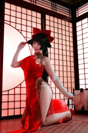 《愛宕x高雄,チャイナ服》｜半半子 BANBANKO&婉Yue · 35张写真、1 个视频