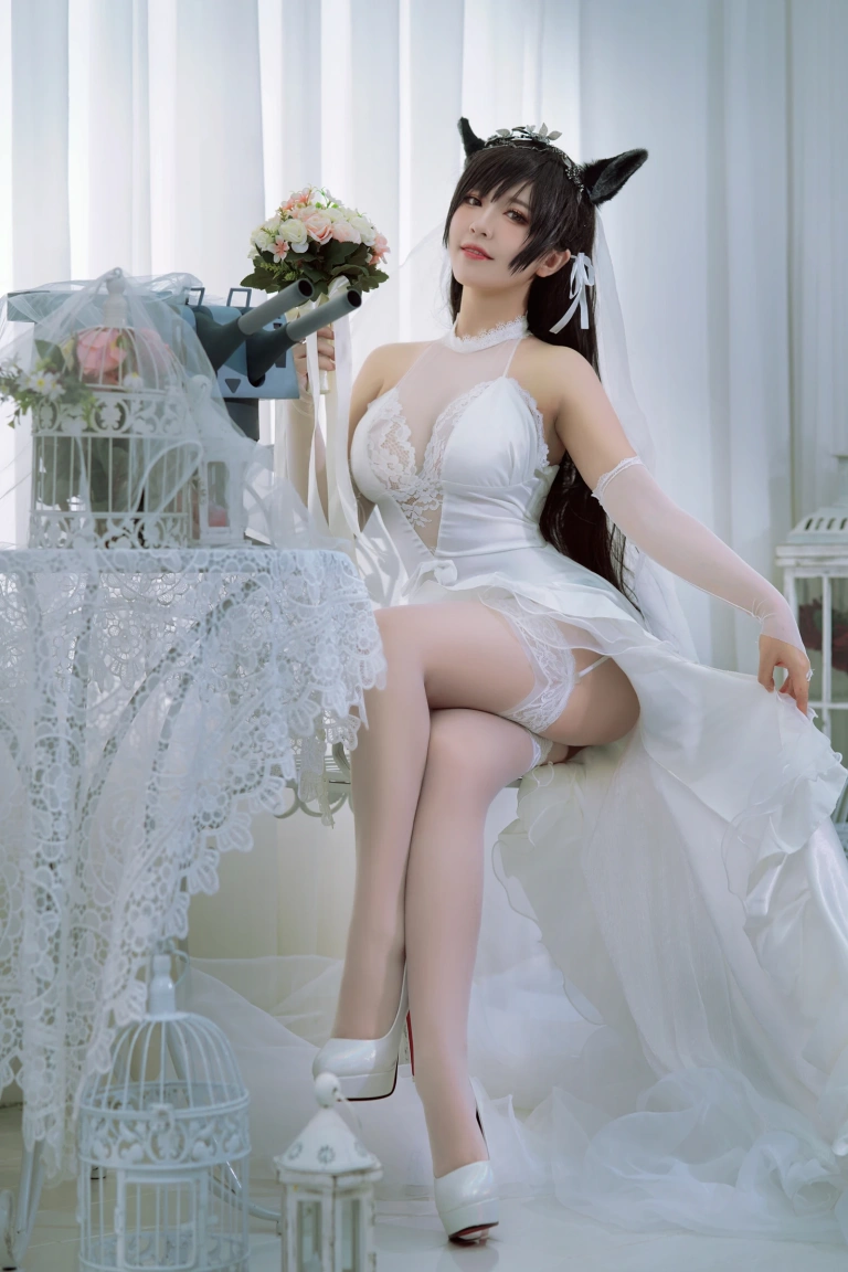 《愛宕花嫁.白花の誓い》｜半半子 BANBANKO · 29张写真、1 个视频