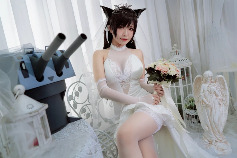 《愛宕花嫁.白花の誓い》｜半半子 BANBANKO · 29张写真、1 个视频