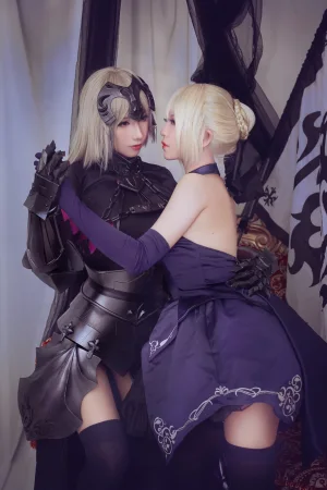 《黑贞3》｜半半子 BANBANKO&索索sophia · 12张写真