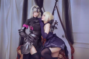 《黑贞3》｜半半子 BANBANKO&索索sophia · 12张写真