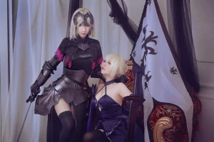 《黑贞3》｜半半子 BANBANKO&索索sophia · 12张写真
