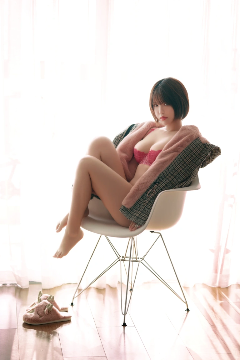 《暖冬》｜半半子 BANBANKO · 12张写真