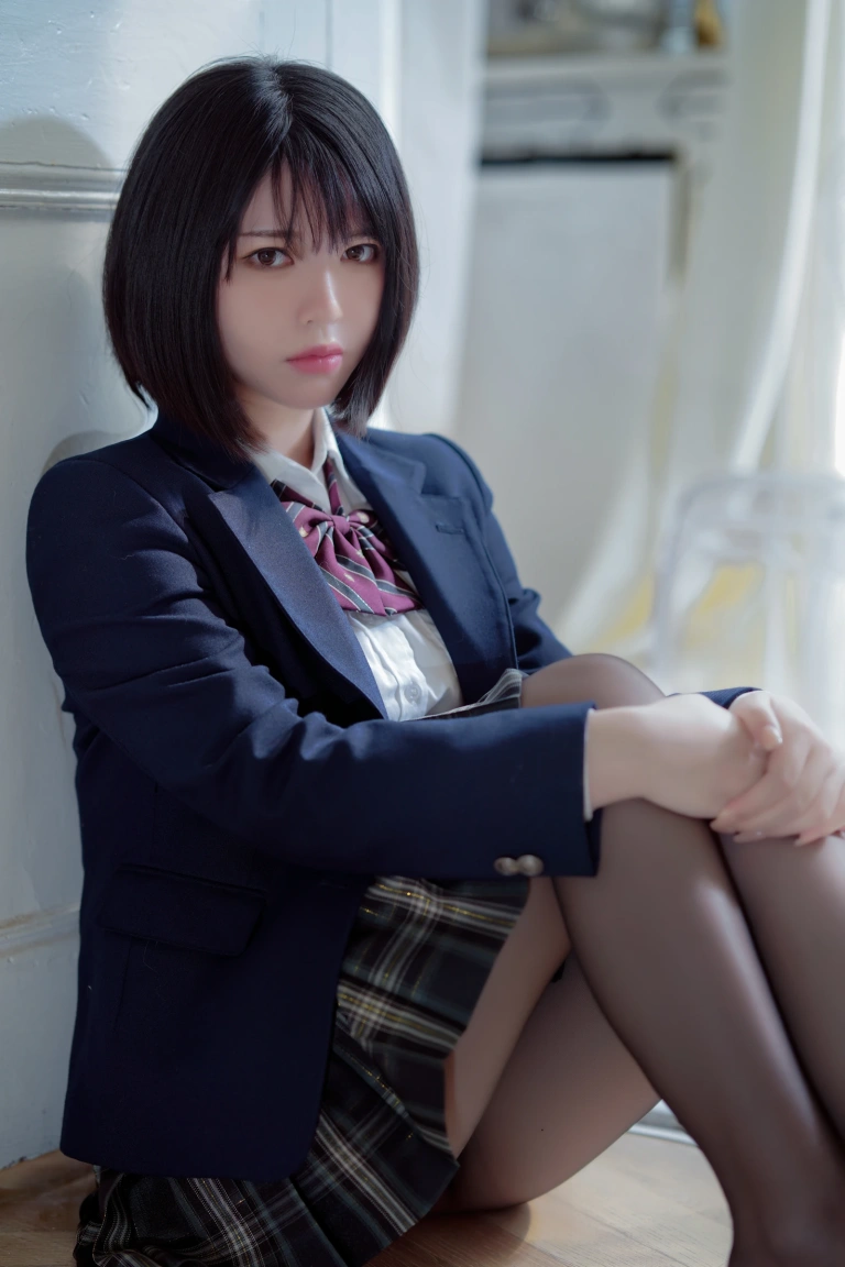 《彼女の制服姿が好き》｜半半子 BANBANKO · 54张写真