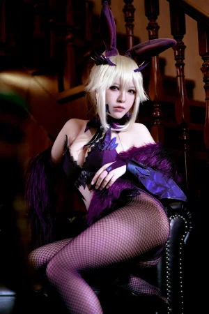 《LancerAlter Bunny》｜半半子 BANBANKO · 40张写真