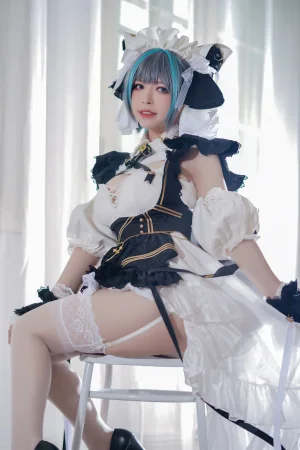 《柴郡》｜半半子 BANBANKO · 63张写真、2 个视频