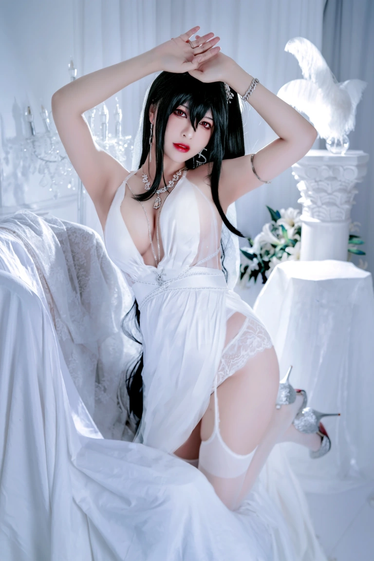 《大凤花嫁》｜半半子 BANBANKO · 60张写真