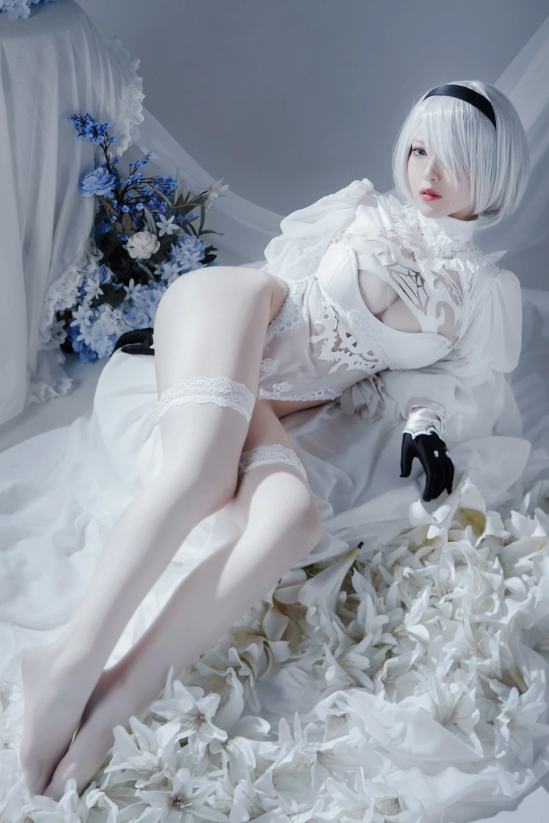 《Automataヨルハ二号B型 白いドレス》｜半半子 BANBANKO · 51张写真