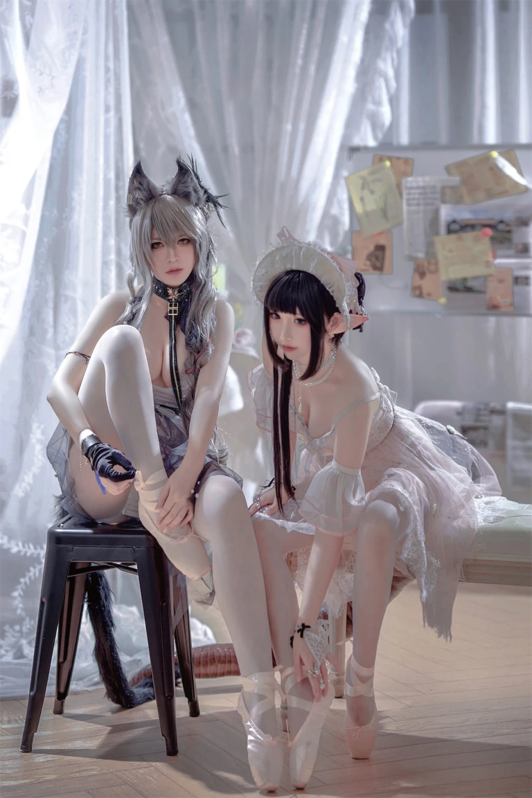 《Arknights 黑x森蚺バレエ》｜半半子 BANBANKO&面饼仙儿 · 56张写真
