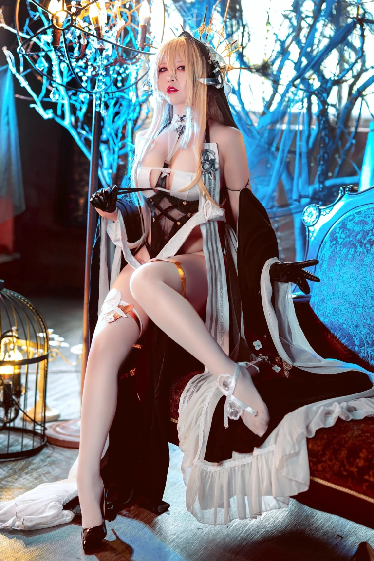 《インプラカブル 修道女》｜半半子 BANBANKO · 55张写真、5 个视频