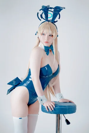 《飛鳥馬トキBunny》｜半半子 BANBANKO · 62张写真、3 个视频