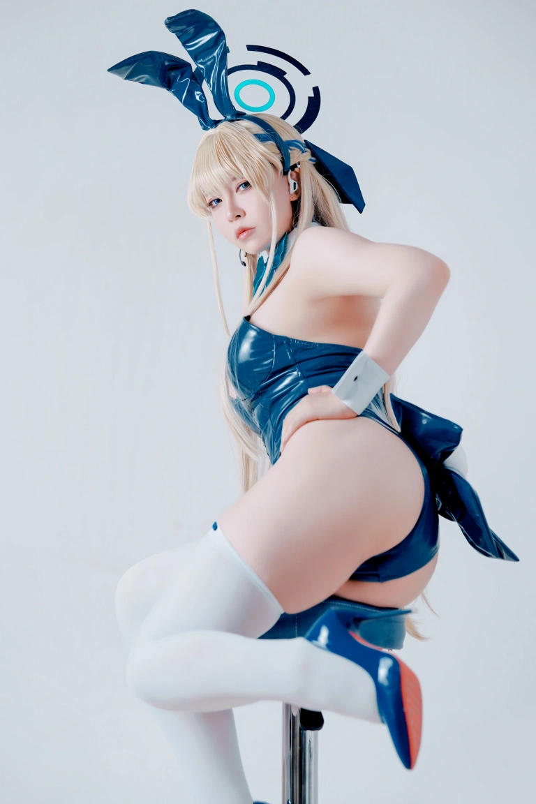 《飛鳥馬トキBunny》｜半半子 BANBANKO · 62张写真、3 个视频