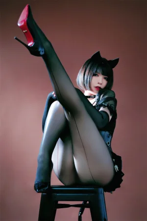 《黑猫NEKO》｜半半子 BANBANKO · 55张写真、2 个视频