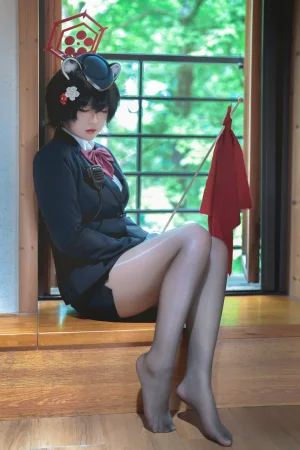 《导游椿》｜半半子 BANBANKO · 86张写真、6 个视频