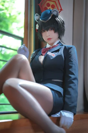 《导游椿》｜半半子 BANBANKO · 86张写真、6 个视频