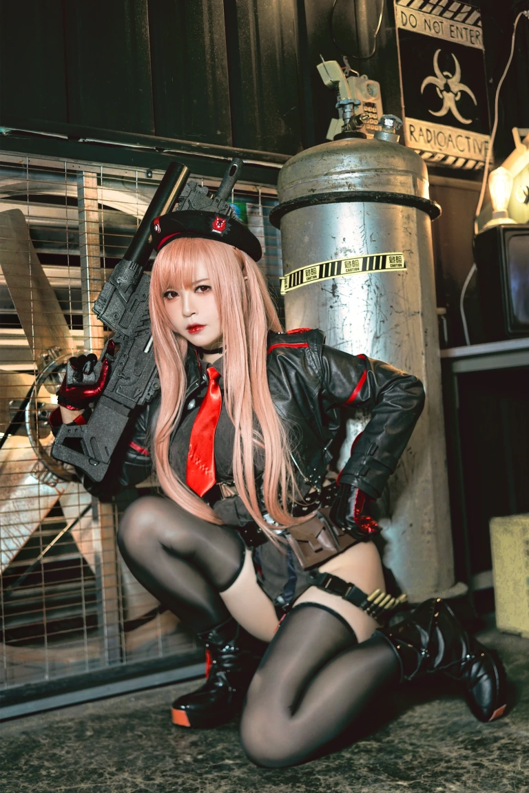 《NIKKE 拉毗》｜半半子 BANBANKO · 54张写真、2 个视频