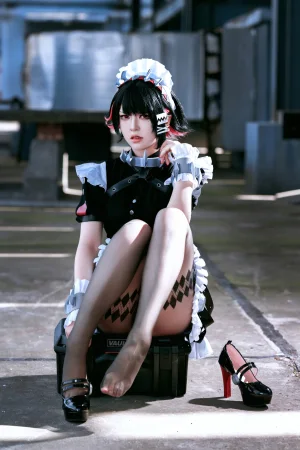 《EllenJoe🦈エレン✂️🖤》｜半半子 BANBANKO · 48张写真