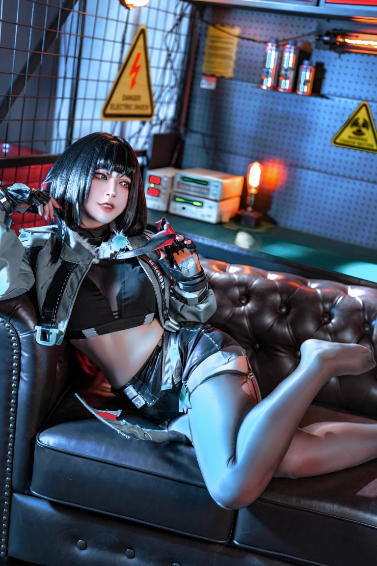 《JaneDoe簡杜》｜半半子 BANBANKO · 58张写真、3 个视频