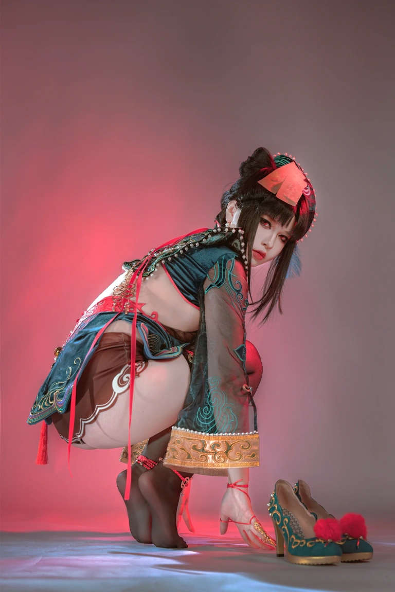 《玉玲珑》｜半半子 BANBANKO · 24张写真、2 个视频