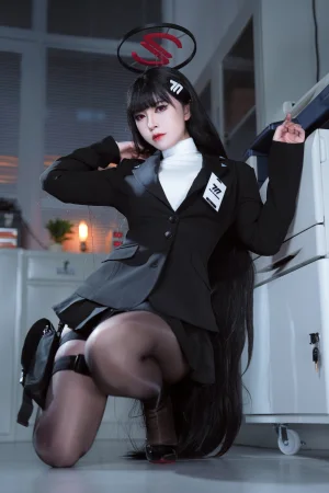 《蔚蓝档案 调月莉音OL》｜半半子 BANBANKO · 60张写真、8 个视频