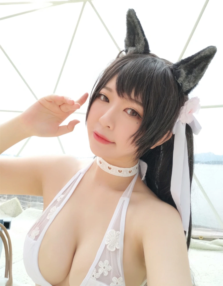 《碧蓝航线 爱宕泳装》｜半半子 BANBANKO · 27张写真