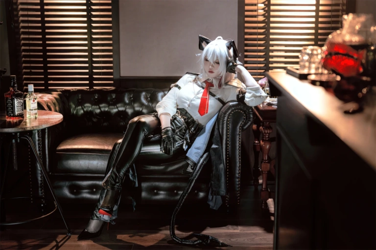 《鸣潮 赞妮》｜半半子 BANBANKO · 57张写真