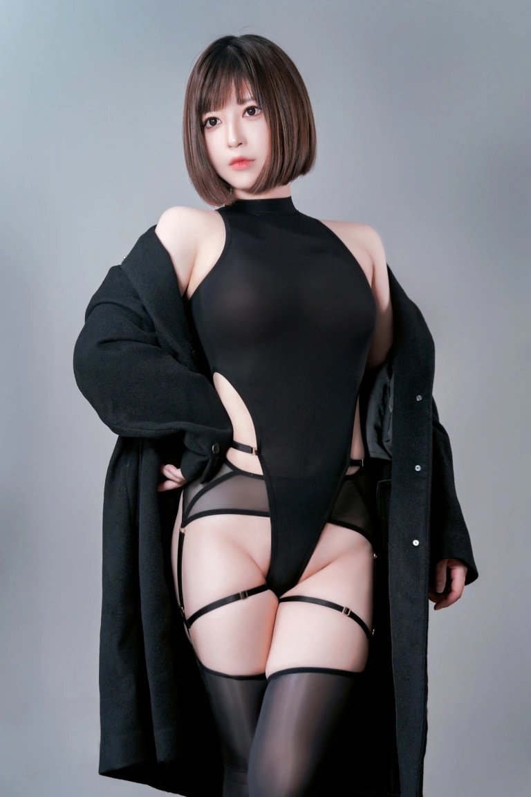 《今日は黑 Vol.3》｜半半子 BANBANKO · 20张写真、1 个视频