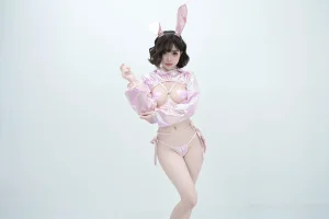 《粉色兔兔》｜Bangni邦尼 · 102张写真