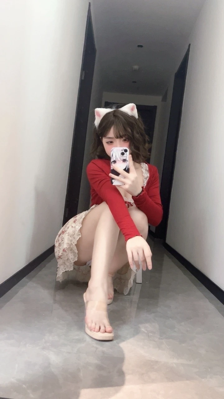 《限定女友》｜Bangni邦尼 · 40张写真、11 个视频