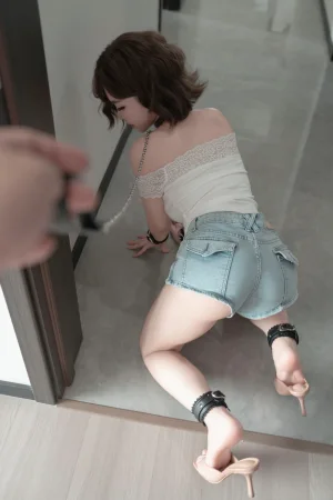 《玩具天堂》｜Bangni邦尼 · 86张写真、7 个视频