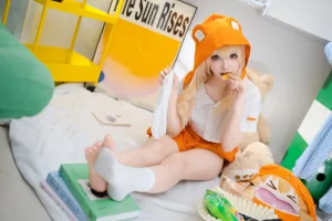 《小埋》｜Bangni邦尼 · 85张写真、5 个视频