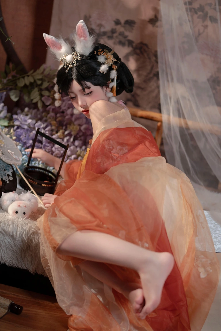 《中秋节玉兔》｜Bangni邦尼 · 88张写真、7 个视频